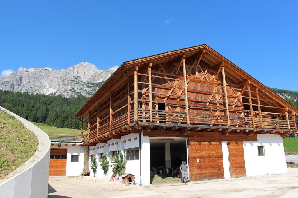 Jaegerhaus Agriturismo Cortina dʼAmpezzo Exterior foto